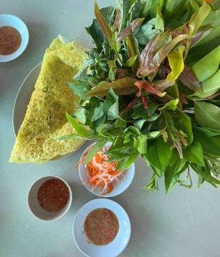 Bánh xèo núi Cấm (Bánh xèo rau rừng) (An Giang)