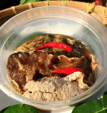Các loại mắm (Cá chốt, Cá trắm cỏ) (Bạc Liêu)