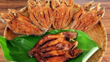 Đồ khô (Cá lóc, mực một nắng, khô trâu) (Bạc Liêu)