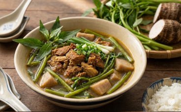 Canh cua đồng rau rút (Bắc Ninh)