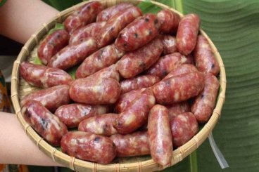 Tung lò mò (Lạp xưởng bò) (An Giang)