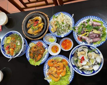 Lẩu Tầm / Cơm Niêu (Bà Rịa - Vũng Tàu)