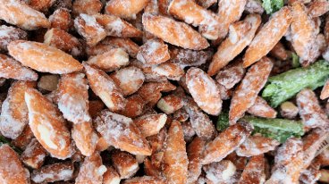 Mứt Hạt Bàng (Bà Rịa - Vũng Tàu)