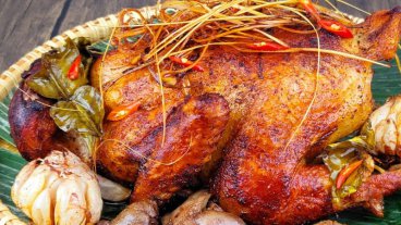 Gà đốt lá chúc Ô Thum (An Giang)